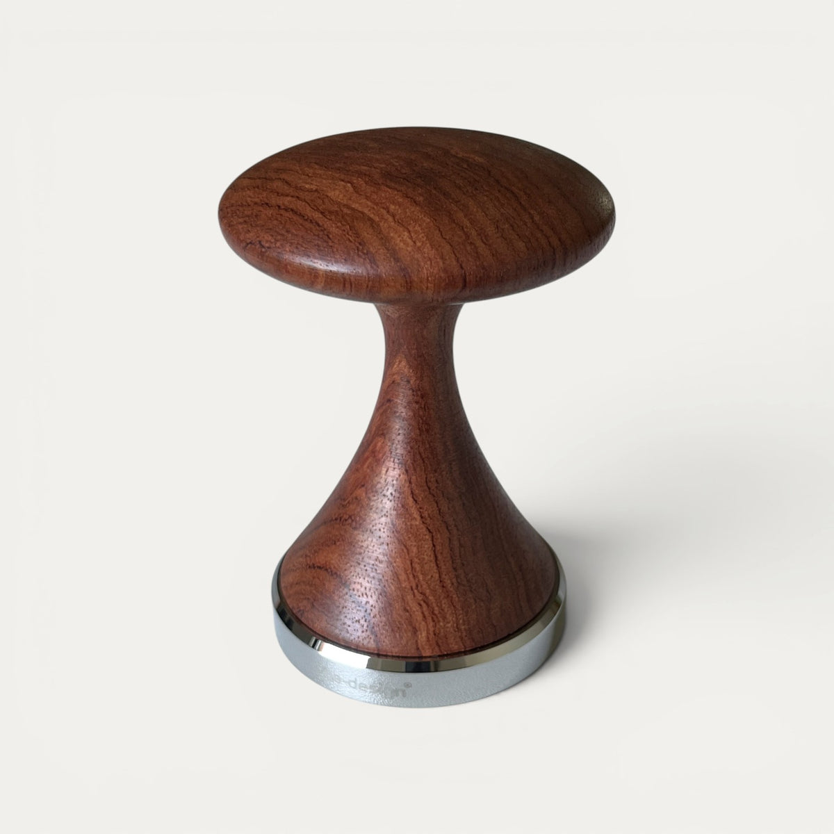 Espresso-Tamper dotto No.5 mit Padauk-Griff in der Frontansicht